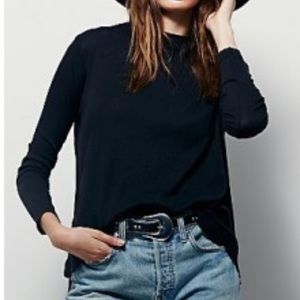 Free People wander mock neck tee!